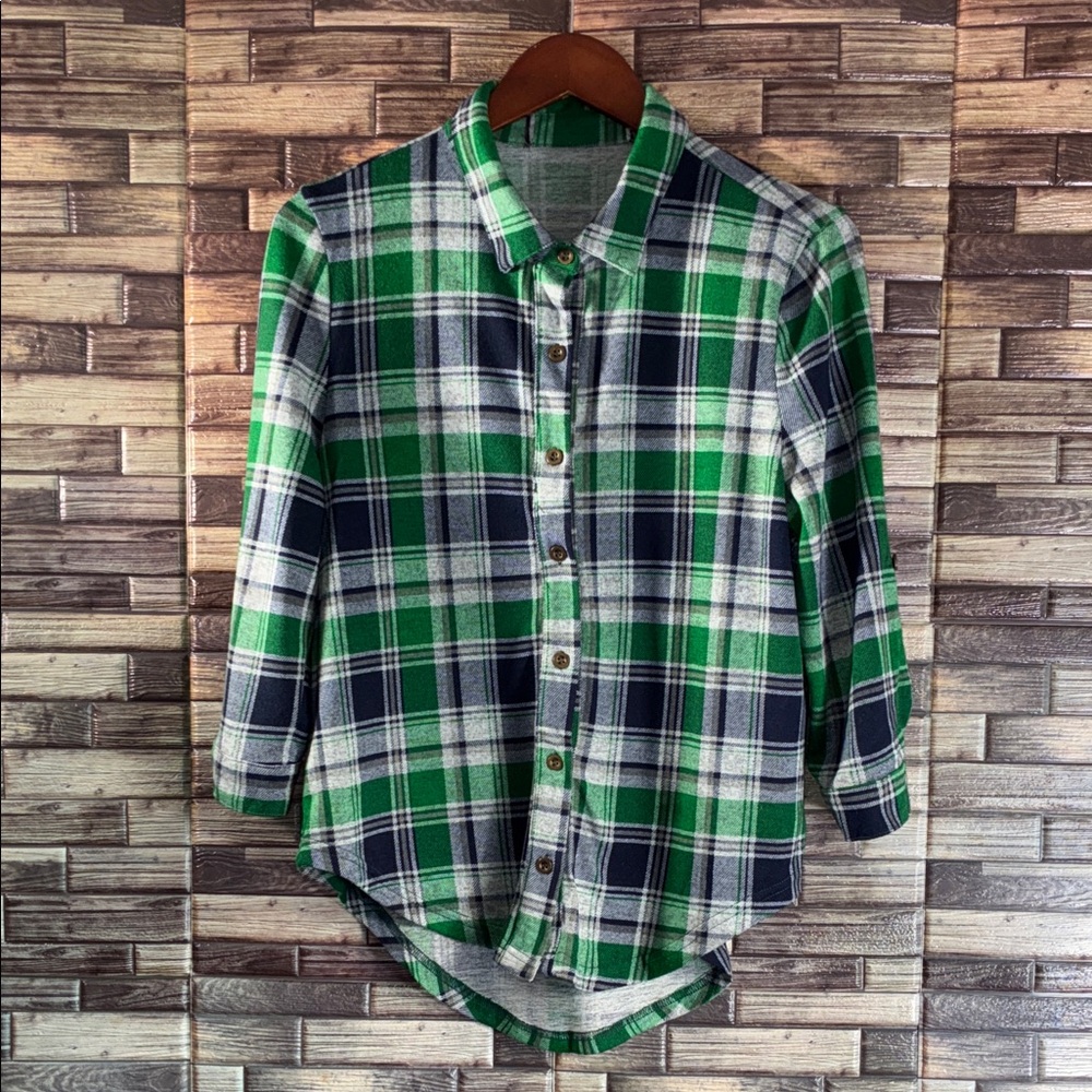 EUC Medium Unbranded Baylor University Green and Blue Plaid Button-Up Shirt